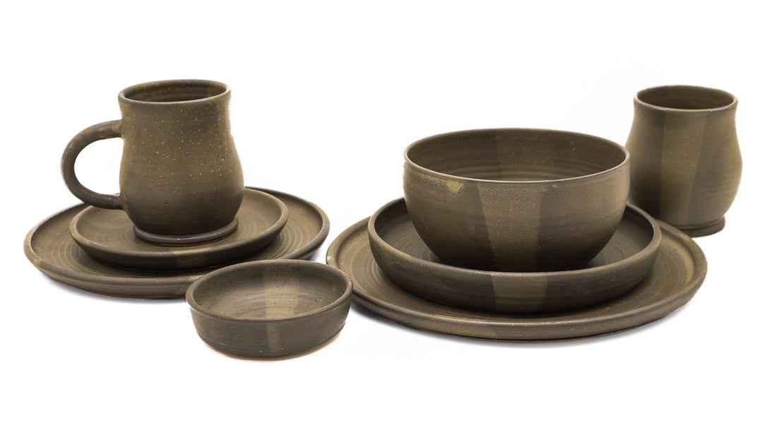 Charcoal | Deluxe Place Setting (8-Piece)