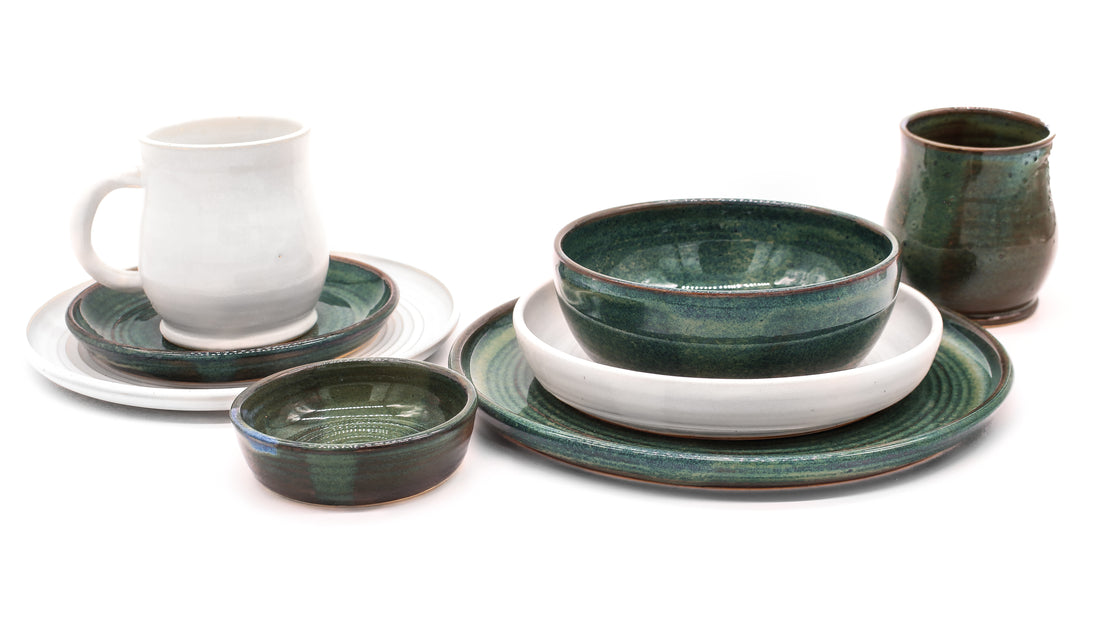 Woo's Blue | Deluxe Place Setting (8-Piece)