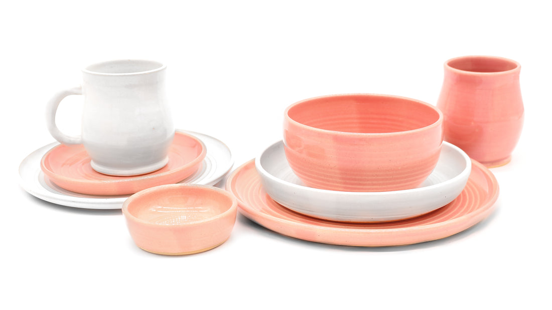 Fib's Pink | Deluxe Place Setting (8-Piece)